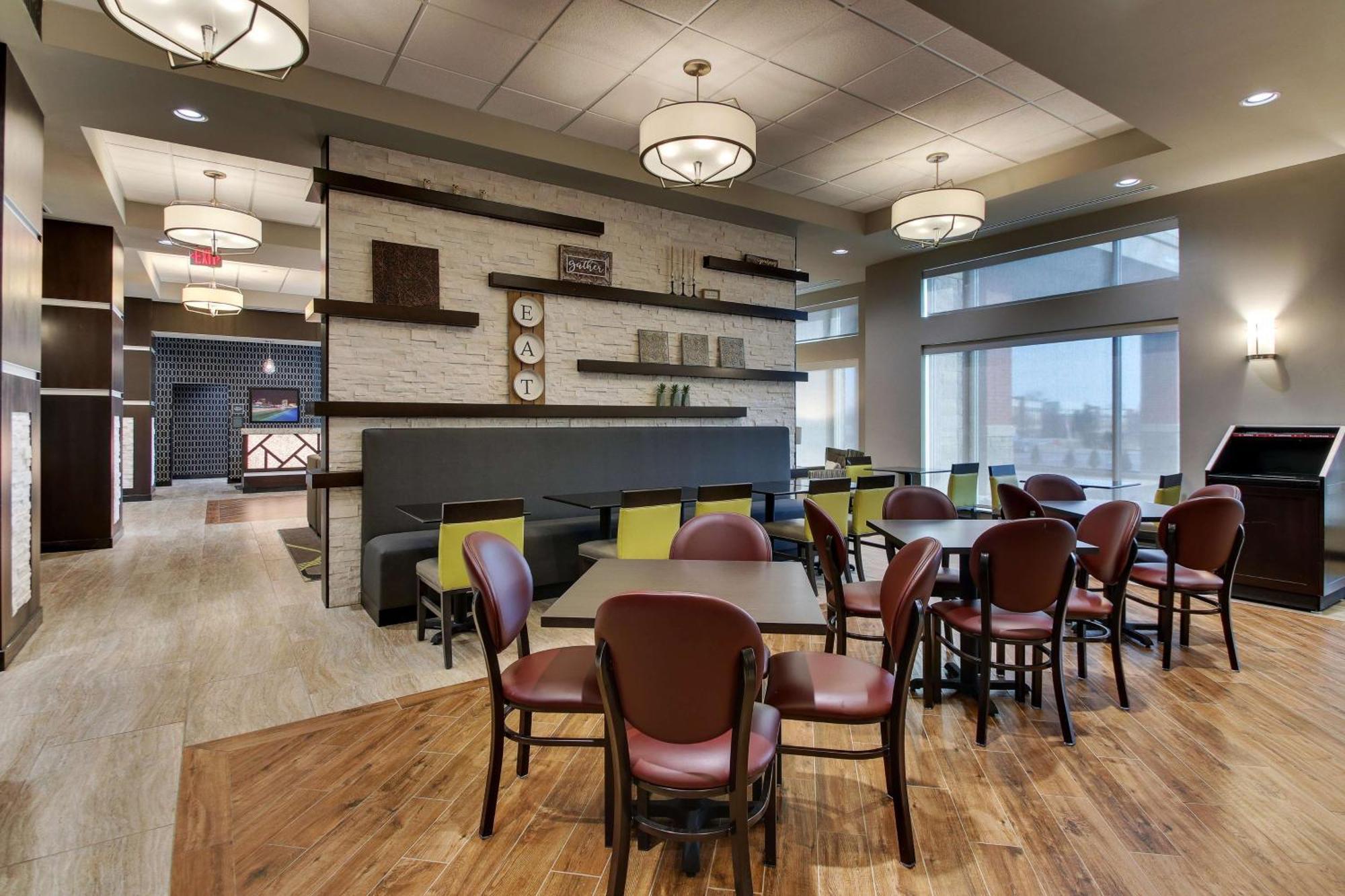 Drury Inn & Suites Cleveland บีชวูด ภายนอก รูปภาพ