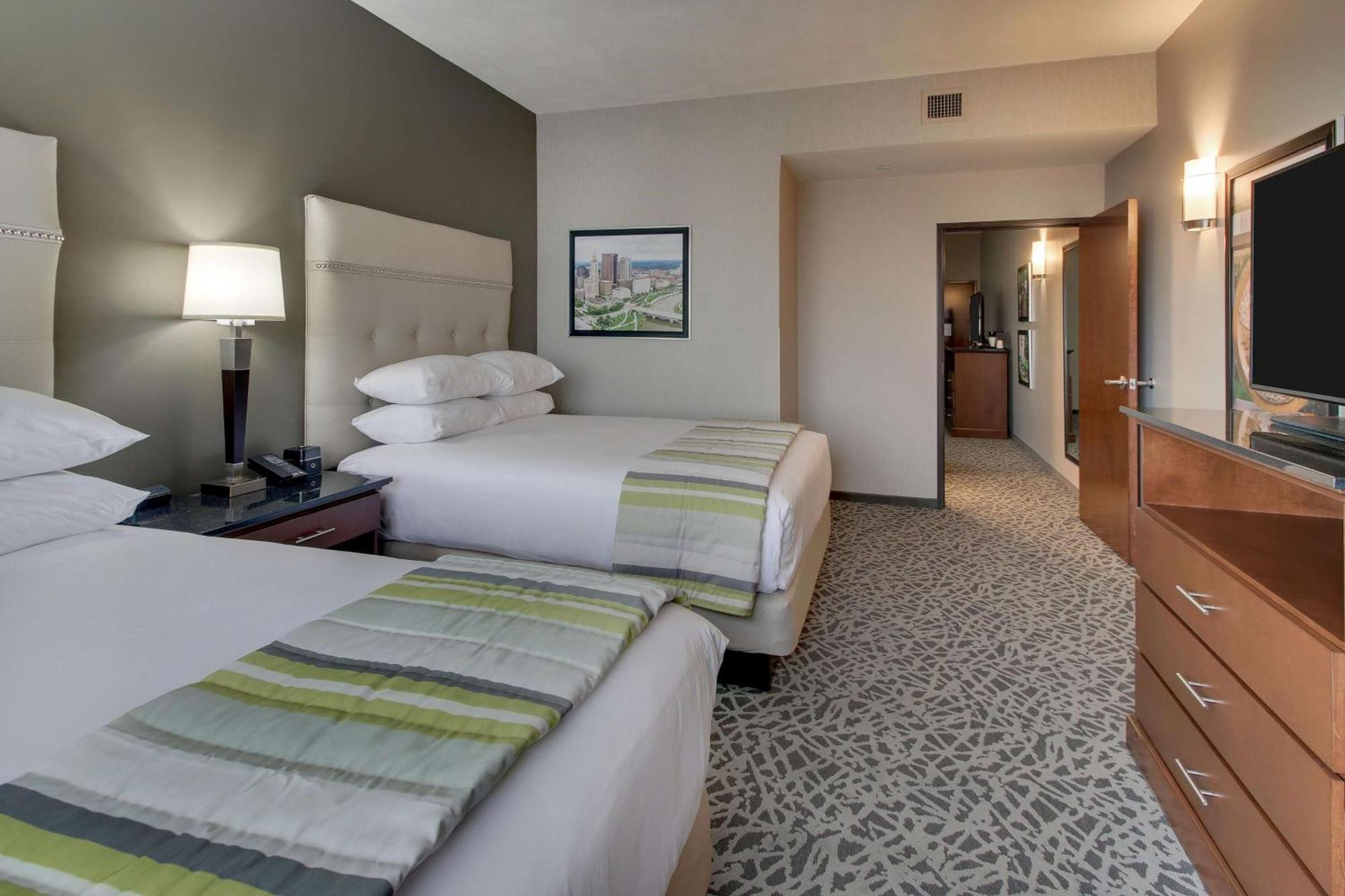 Drury Inn & Suites Cleveland บีชวูด ภายนอก รูปภาพ