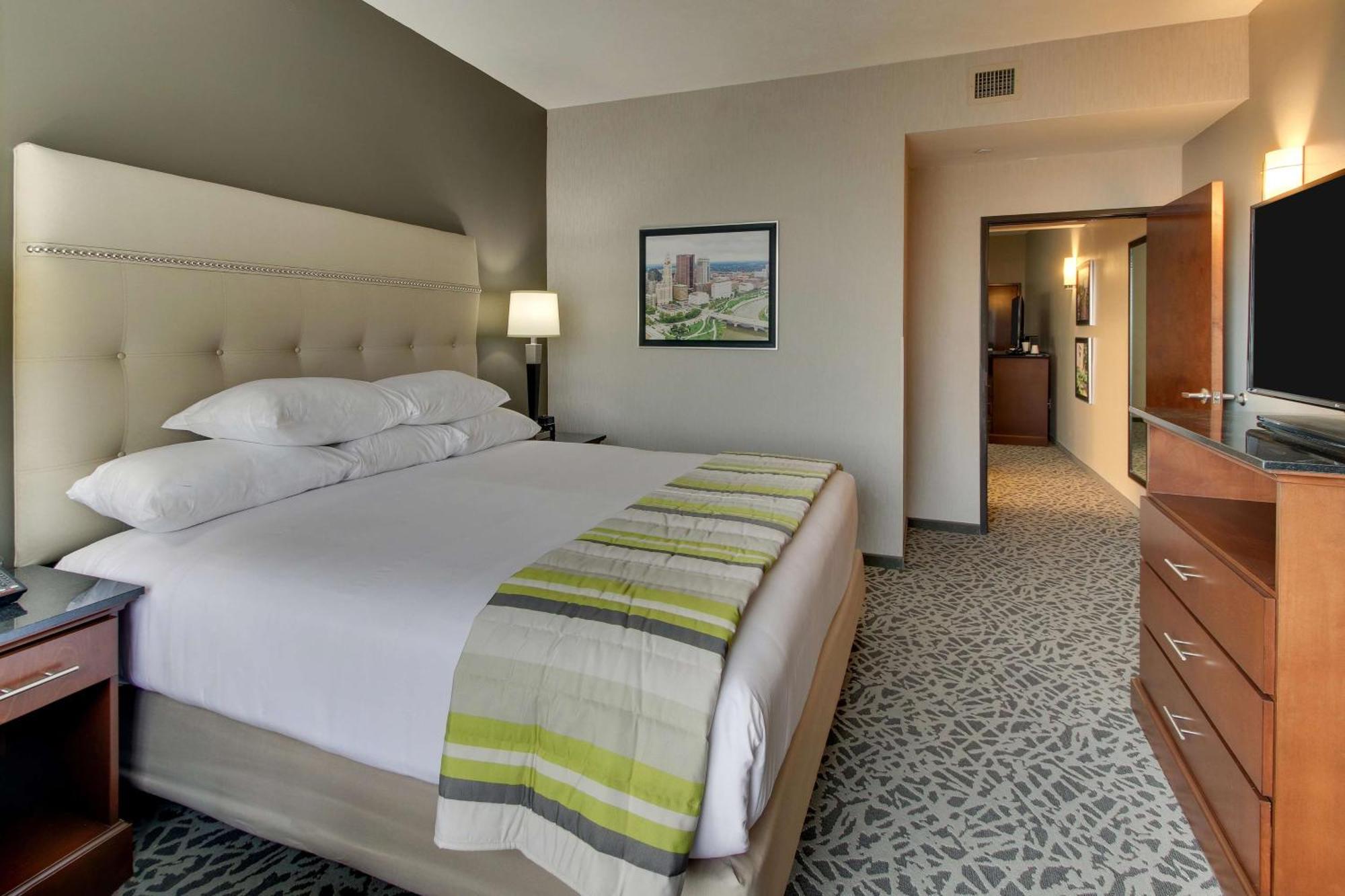 Drury Inn & Suites Cleveland บีชวูด ภายนอก รูปภาพ
