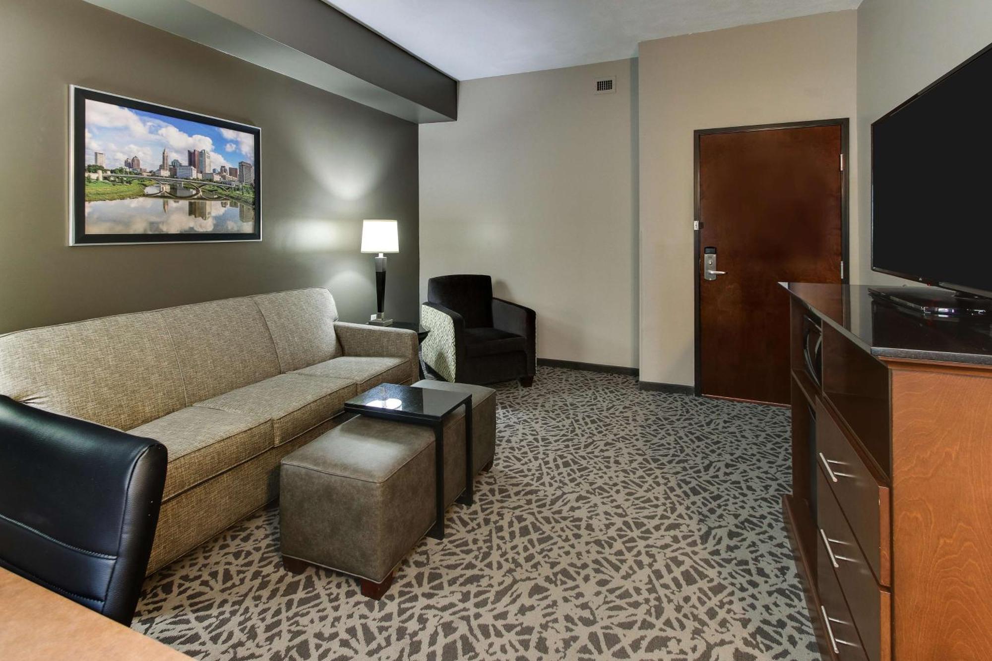 Drury Inn & Suites Cleveland บีชวูด ภายนอก รูปภาพ