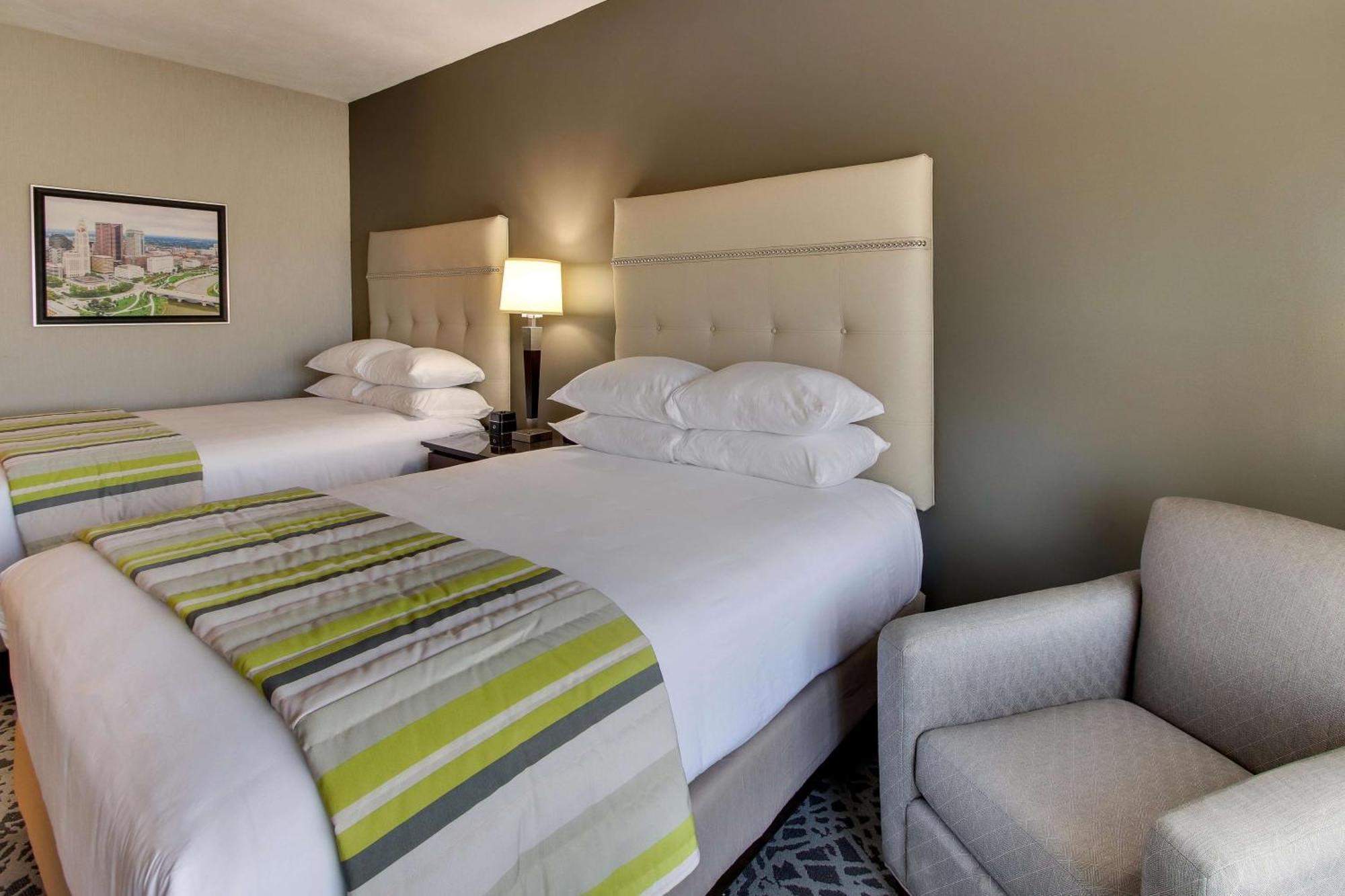 Drury Inn & Suites Cleveland บีชวูด ภายนอก รูปภาพ