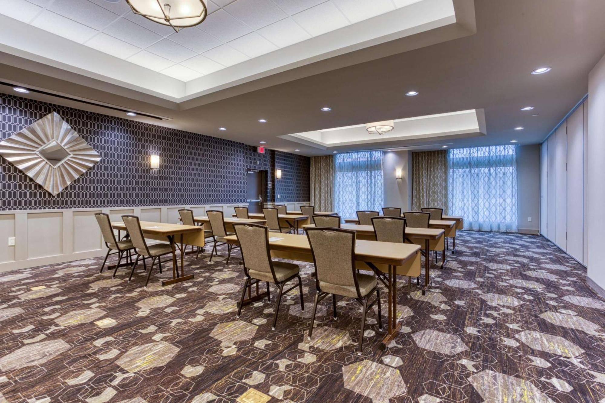 Drury Inn & Suites Cleveland บีชวูด ภายนอก รูปภาพ