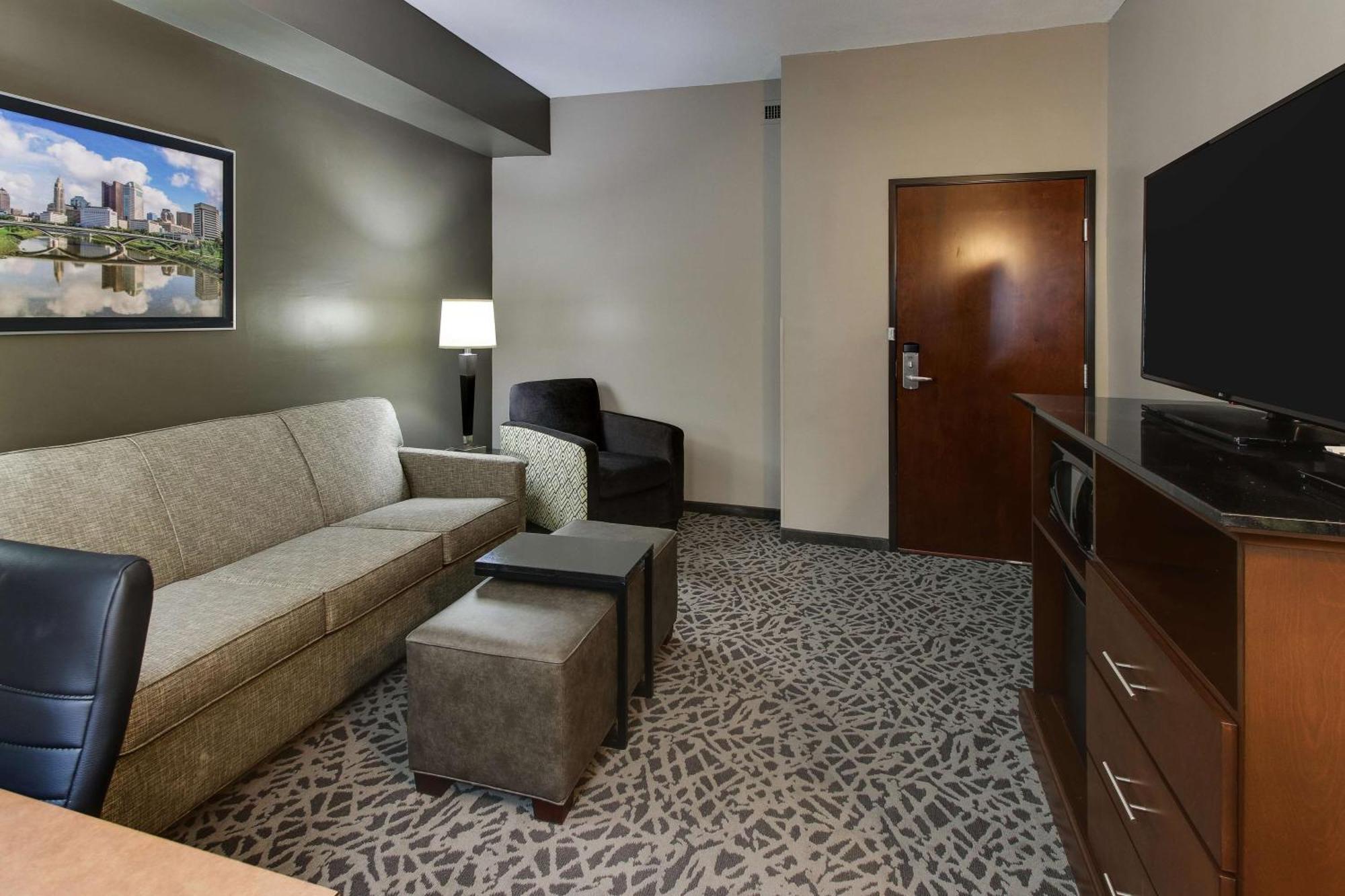 Drury Inn & Suites Cleveland บีชวูด ภายนอก รูปภาพ